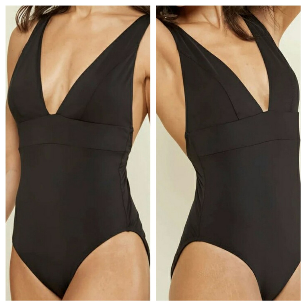 Andie The Sardinia One Piece Black Adjustable Plunge High Leg Medium Tall MT